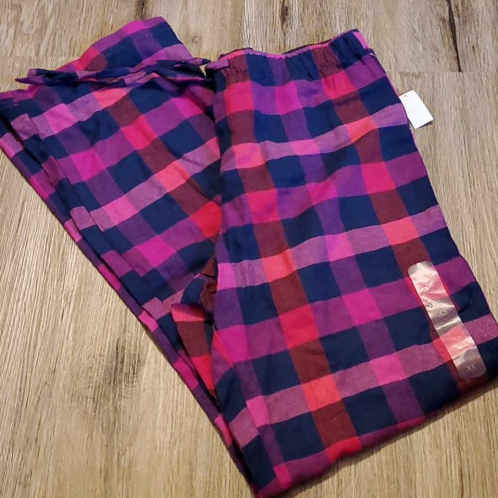 Love by Gap pajama bottoms